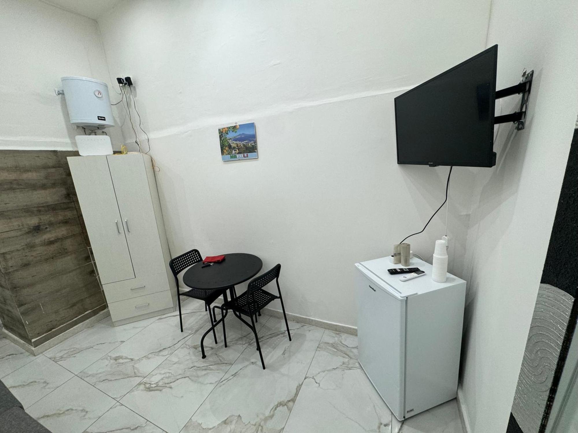 B&B Raffaele เนเปิลส์ ภายนอก รูปภาพ